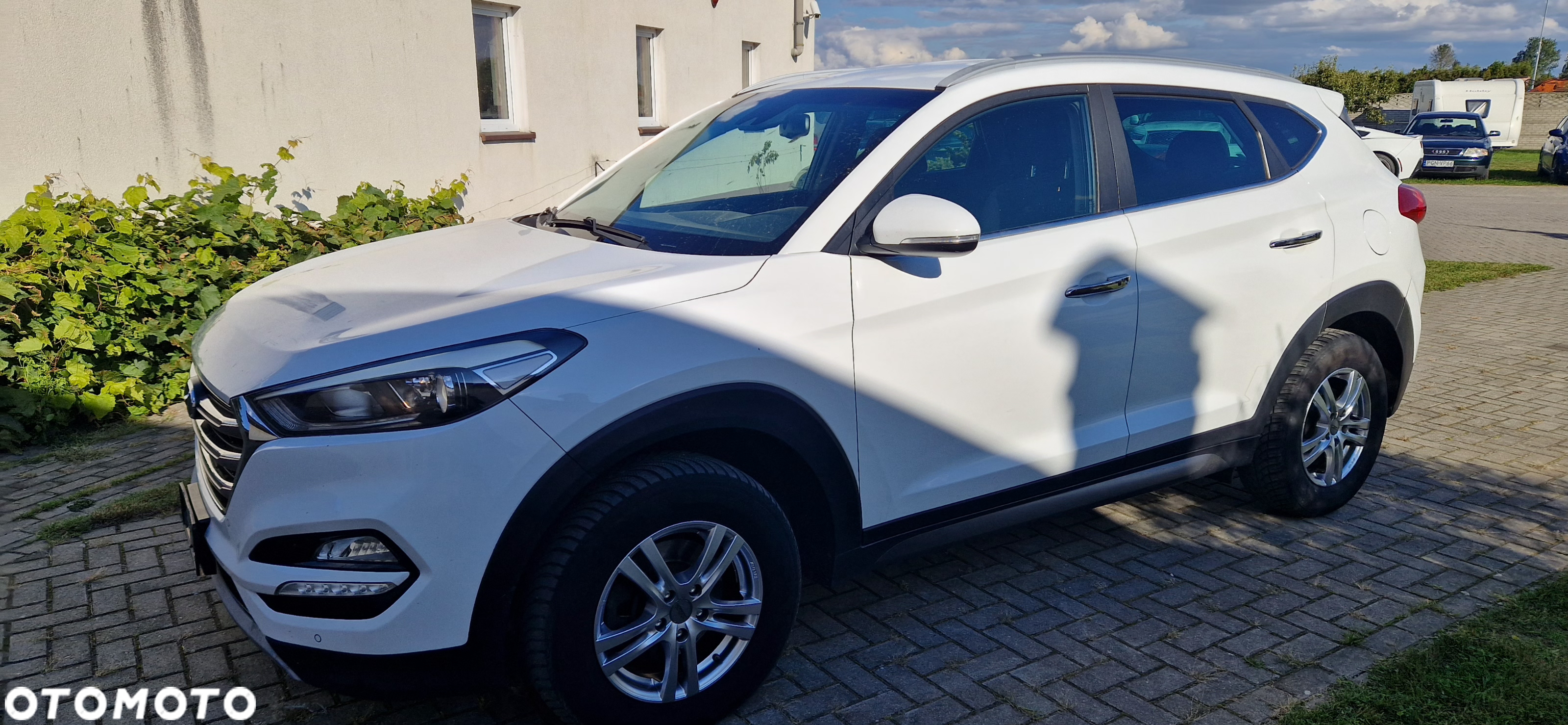 Hyundai Tucson blue 1.7 CRDi 2WD Intro Edition - 4