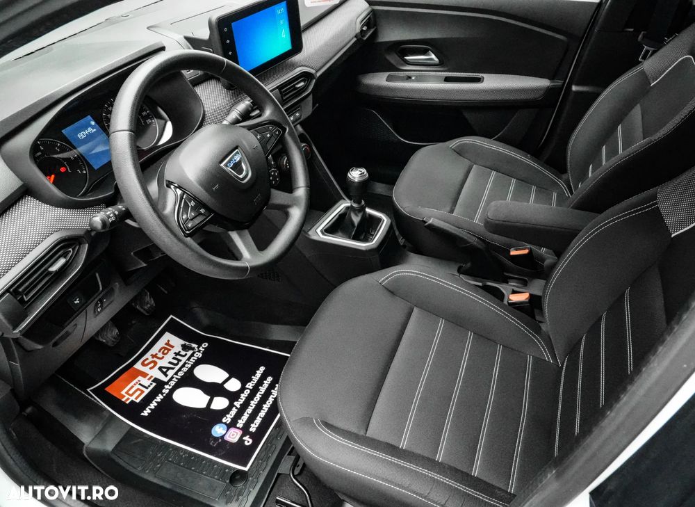 Dacia Logan TCe 90 Essential - 12