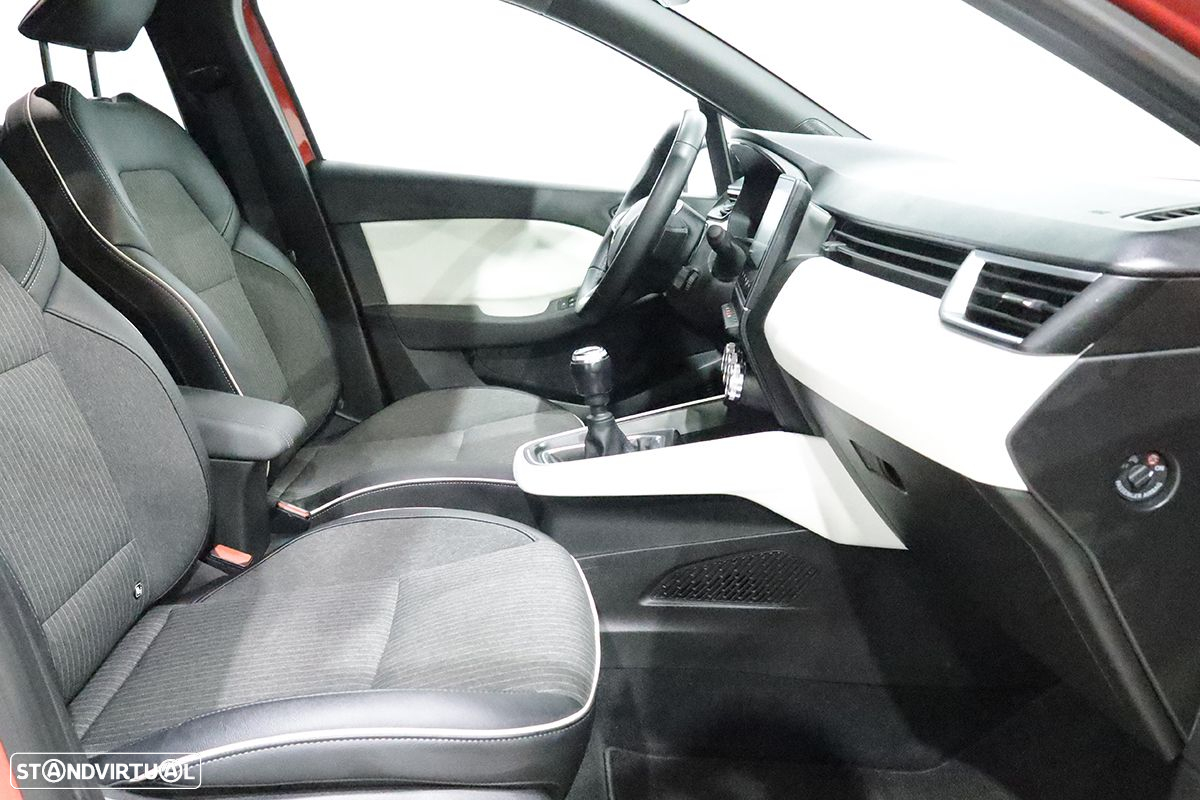 Renault Clio 1.0 TCe Techno - 21