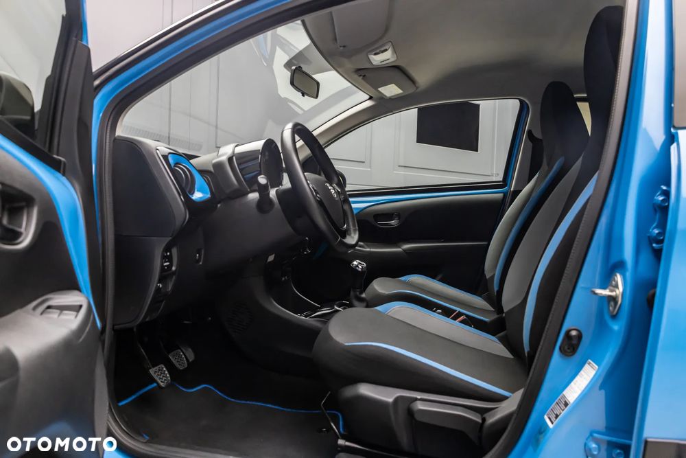 Toyota Aygo x-cite - 12