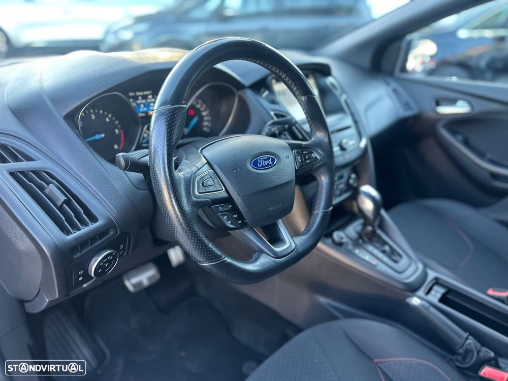 Ford Focus 1.5 TDCi ST-Line DPS - 11