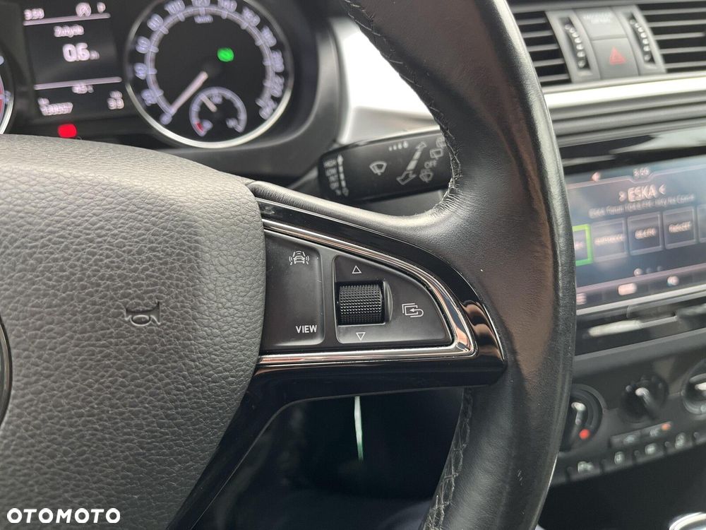 Skoda RAPID 1.0 TSI Ambition DSG - 20