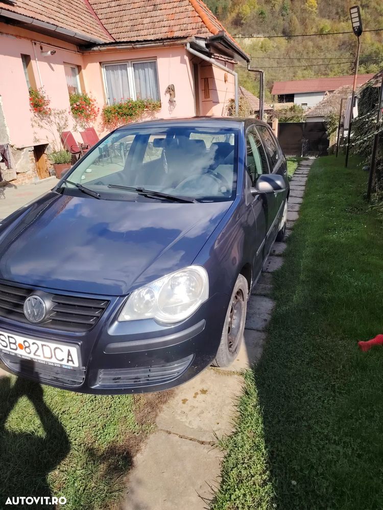 Volkswagen Polo 1.2 Comfortline - 1