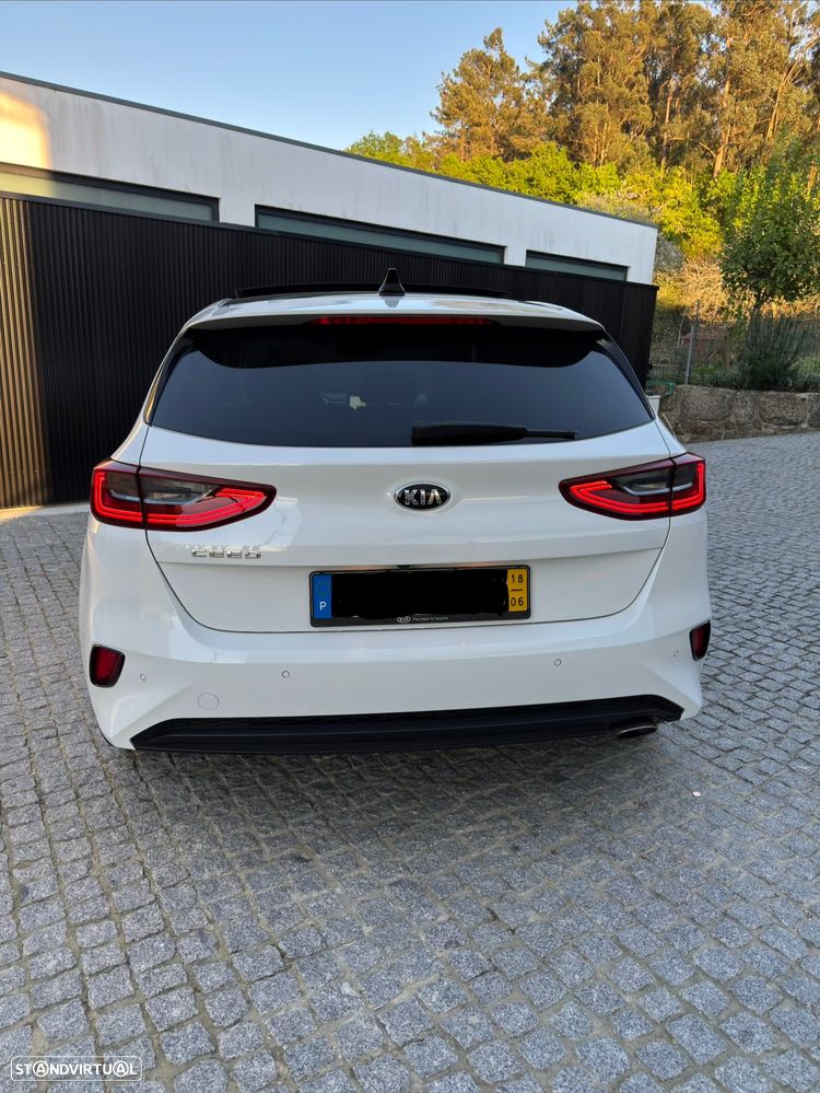 Kia Ceed 1.4 T-GDI TX+SRF 7DCT - 11
