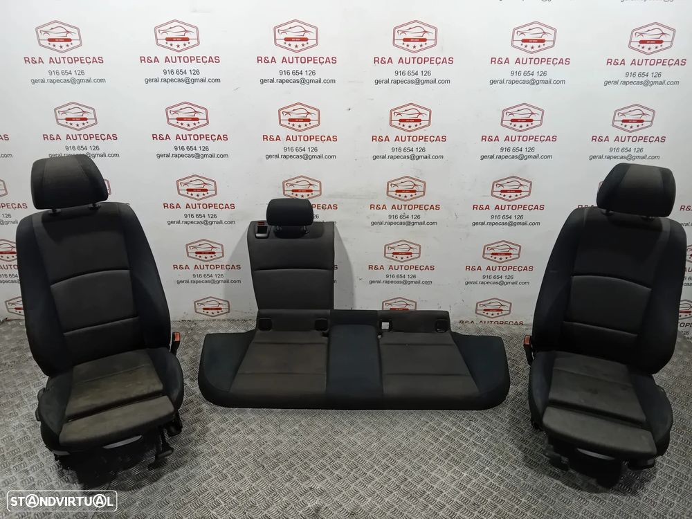 Conjunto de Bancos BMW Série 1 E87 Pack M Tecido Original - 11