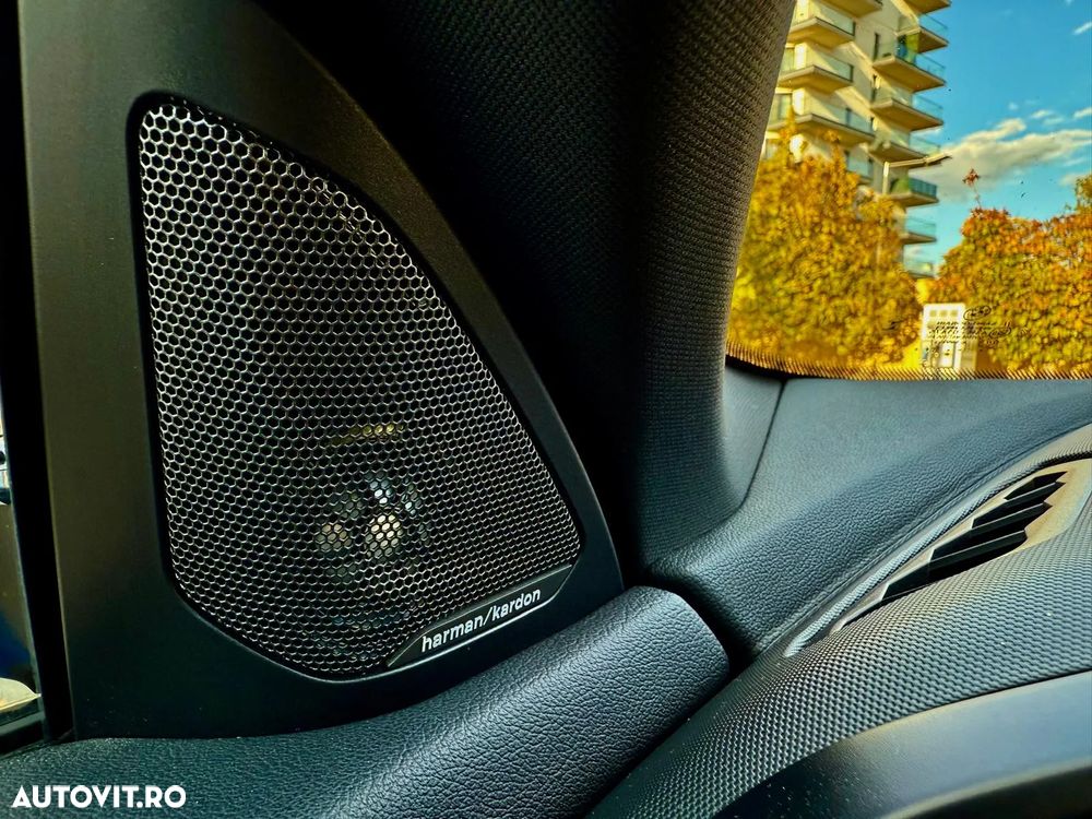 BMW M2 M235i xDrive - 29