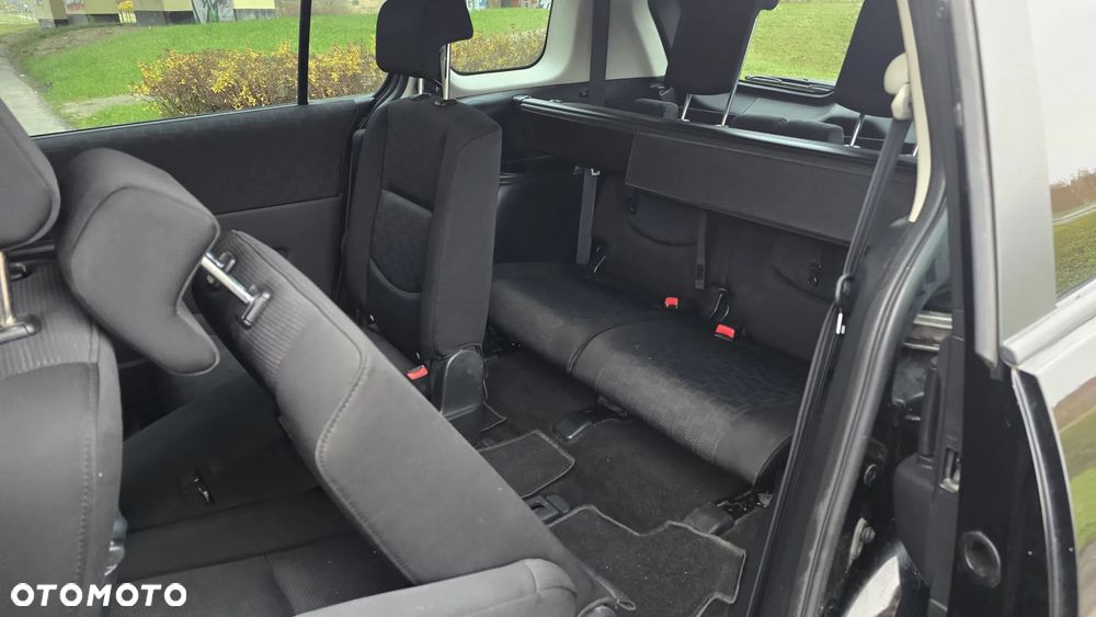 Mazda 5 2.0 CD DPF Exclusive - 31