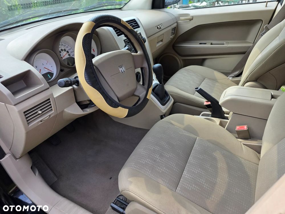 Dodge Caliber 1.8 SE - 3