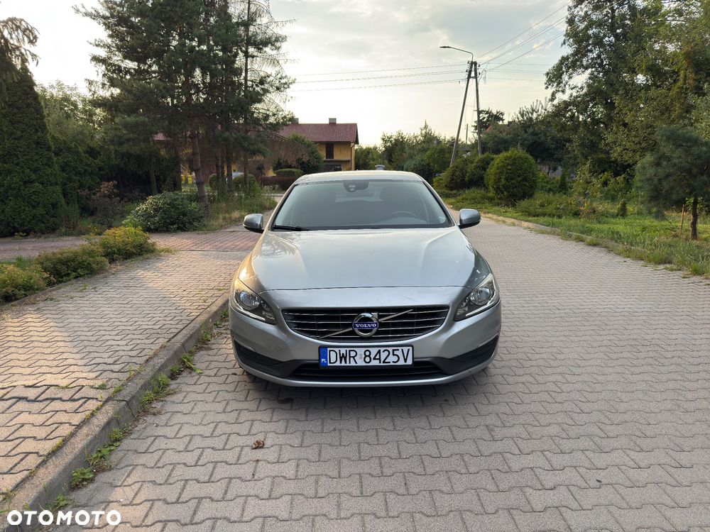 Volvo V60 D4 Drive-E Kinetic - 2