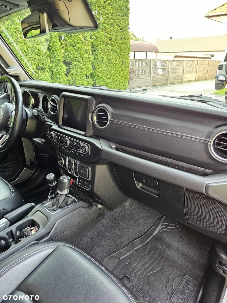 Jeep Wrangler Unlimited GME 2.0 Turbo Sahara - 31