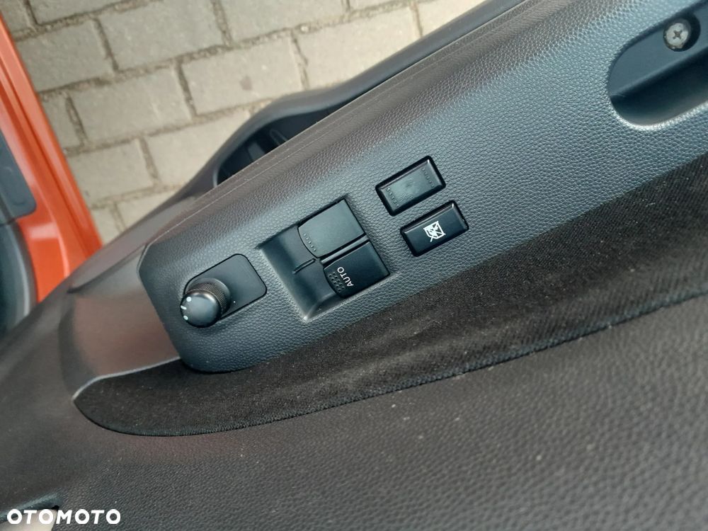 Suzuki Splash 1.0 Comfort - 10