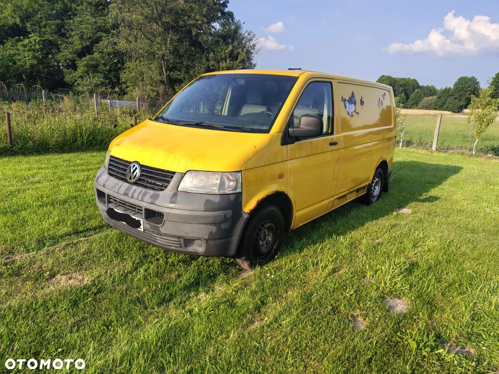 Volkswagen Transporter - 1