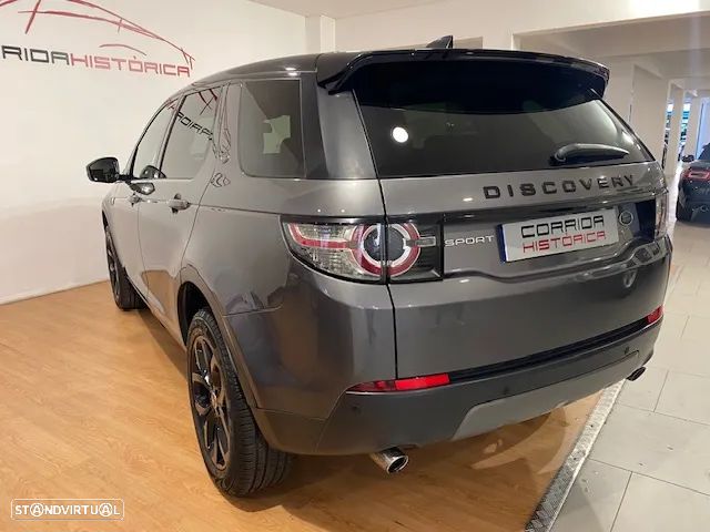 Land Rover Discovery Sport 2.0 TD4 HSE Auto - 29