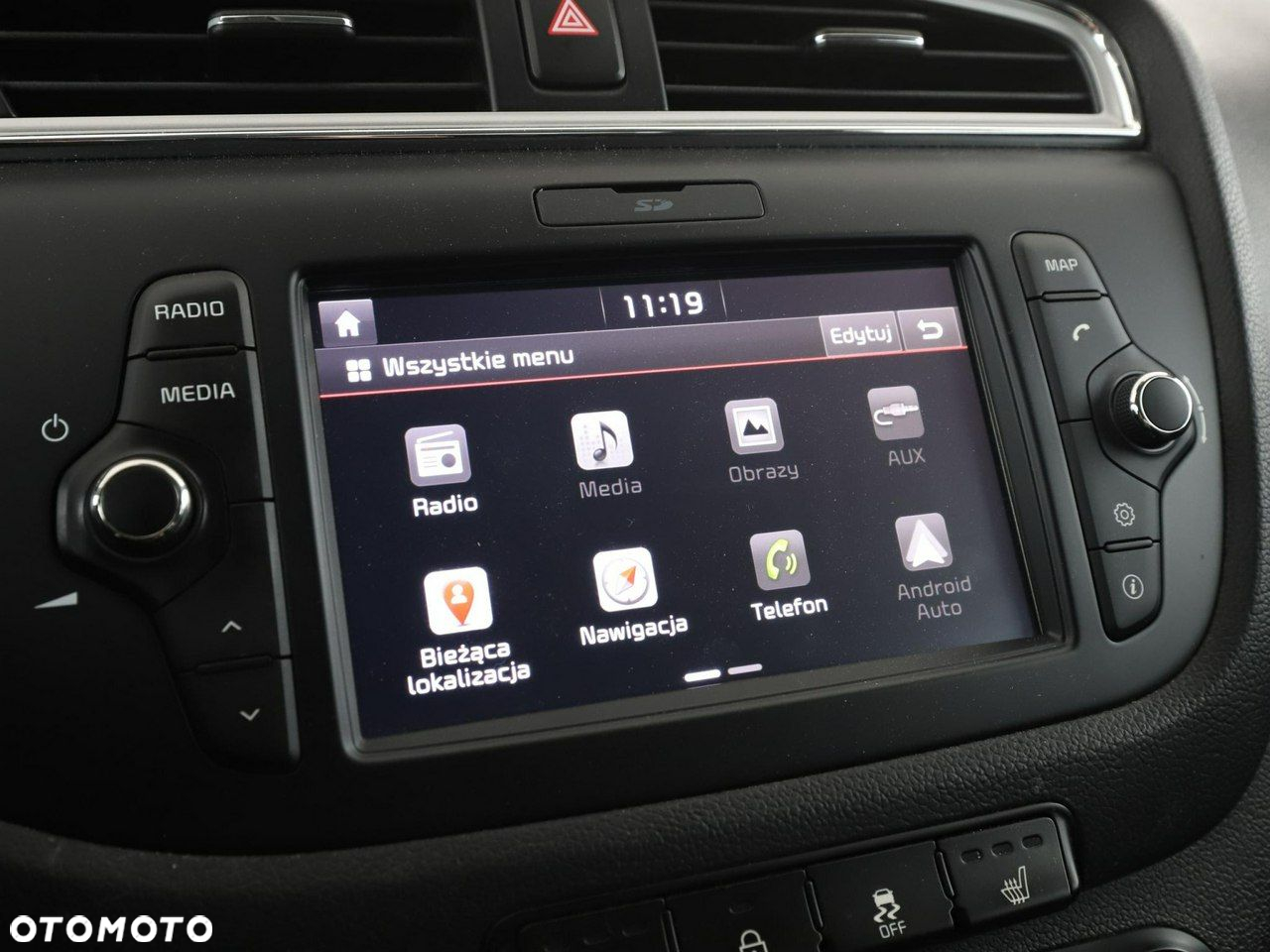 Kia Ceed 1.4 CVVT Dream Team Edition - 24