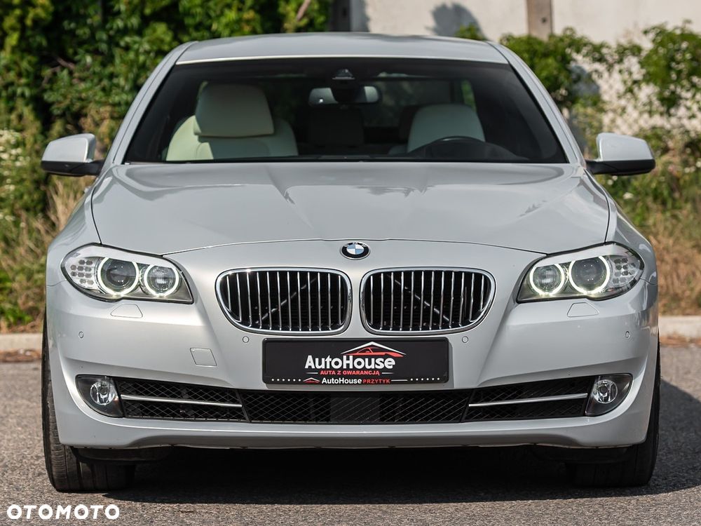 BMW Seria 5 535i xDrive Sport-Aut Luxury Line - 4