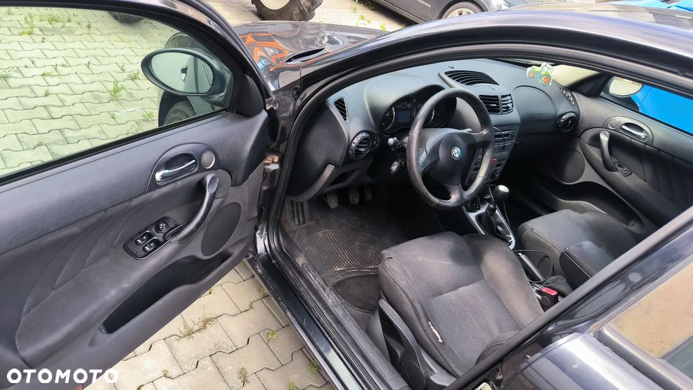 Alfa Romeo 147 - 7