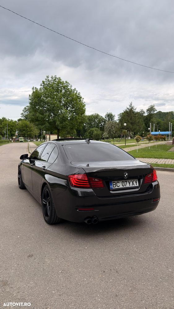 BMW Seria 5 525d xDrive AT - 7