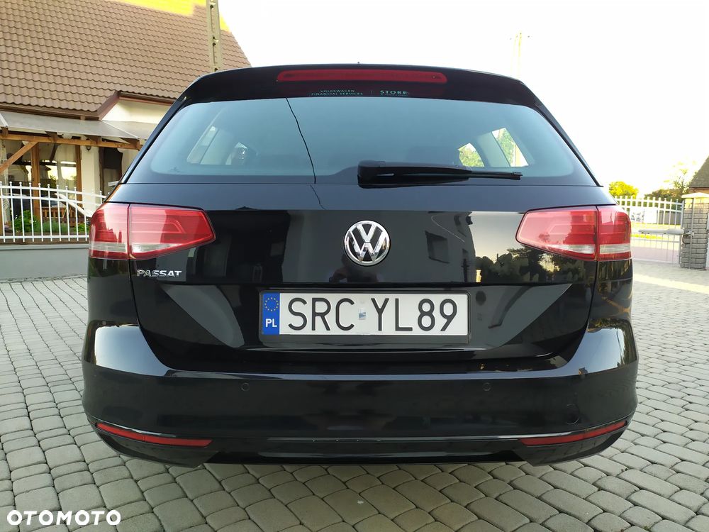Volkswagen Passat 2.0 TDI SCR Comfortline - 4
