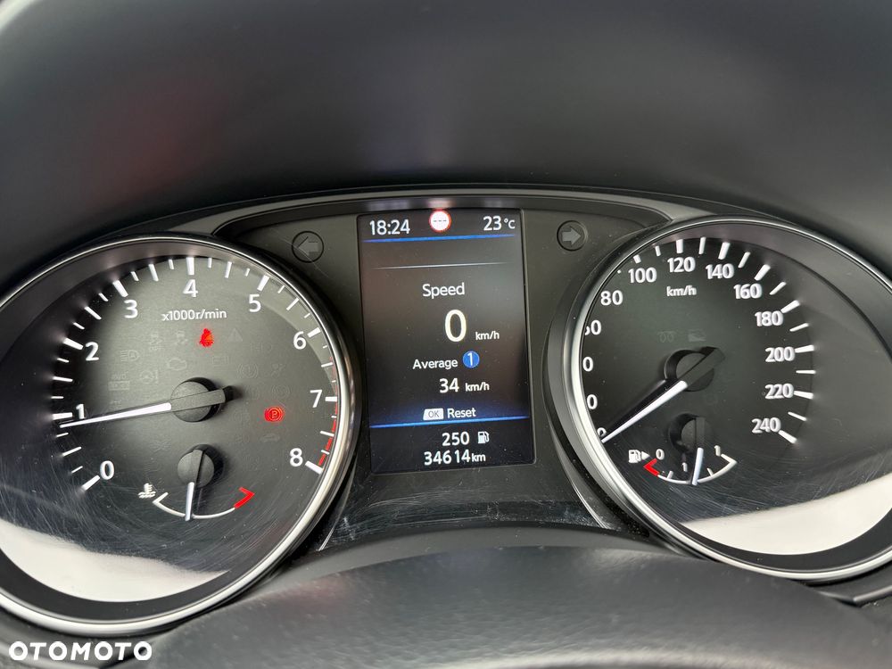 Nissan Qashqai 1.3 DIG-T N-CONNECTA - 14