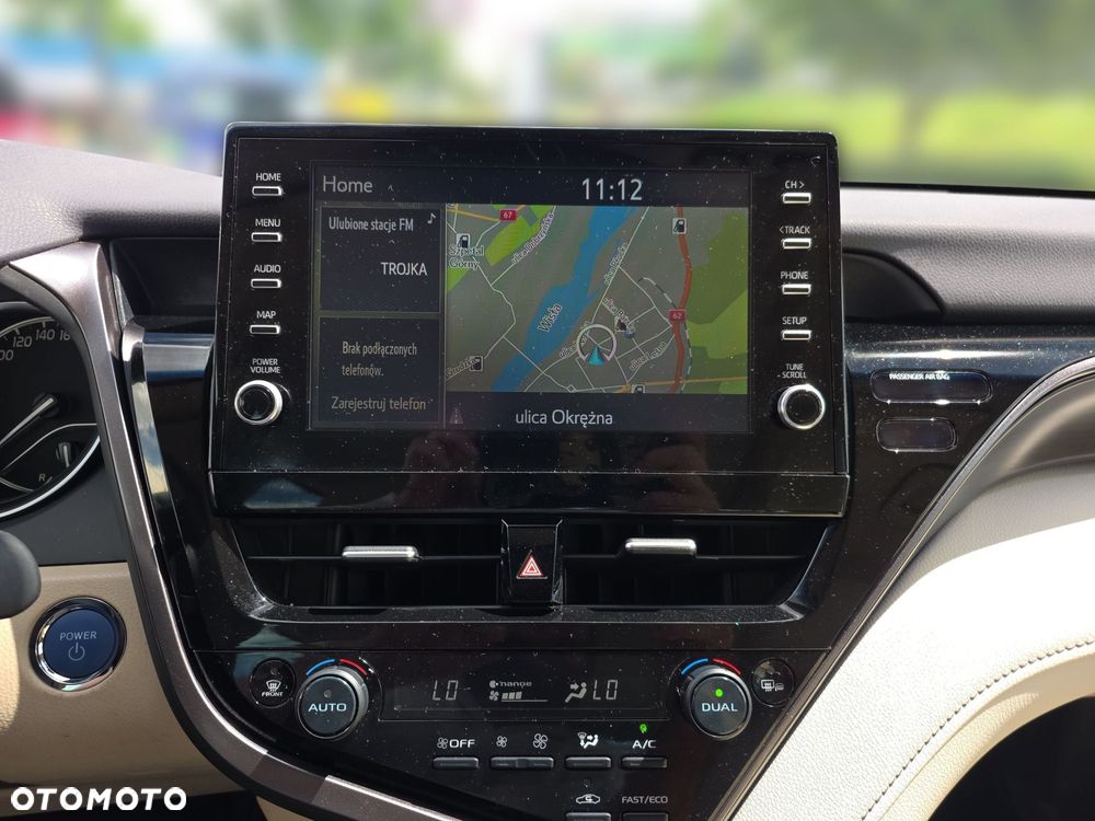 Toyota Camry 2.5 Hybrid Executive CVT - 18