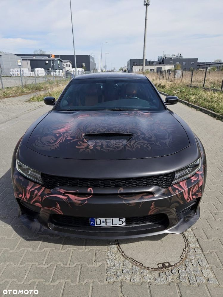 Dodge Charger 6.4 Scat Pack - 24