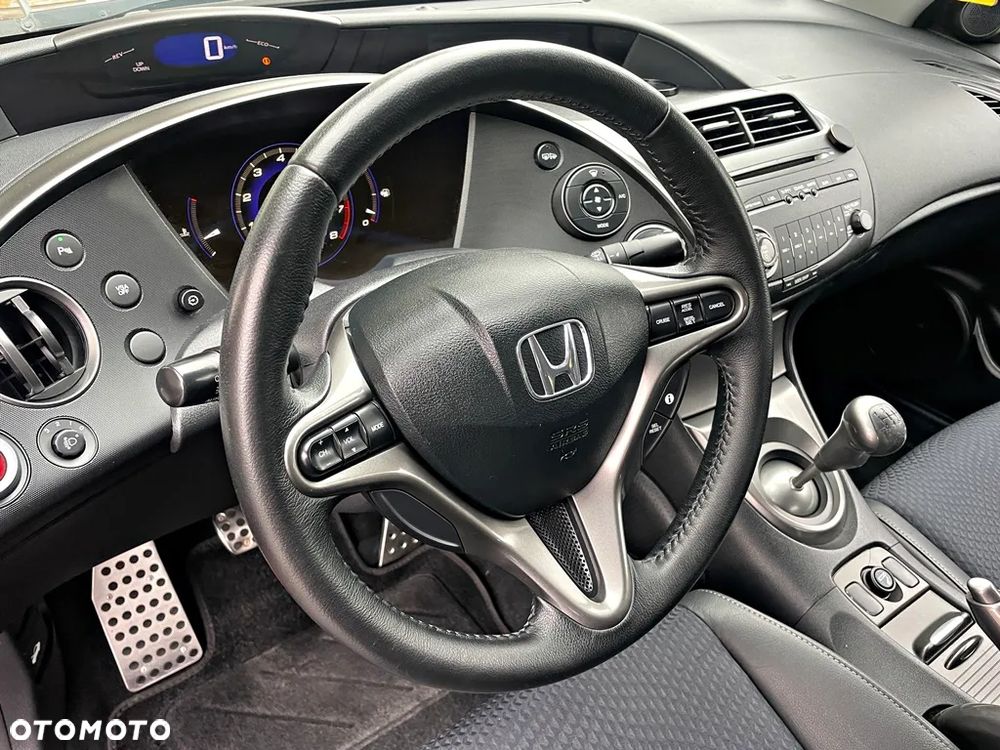 Honda Civic 1.8i-VTEC Sport - 17