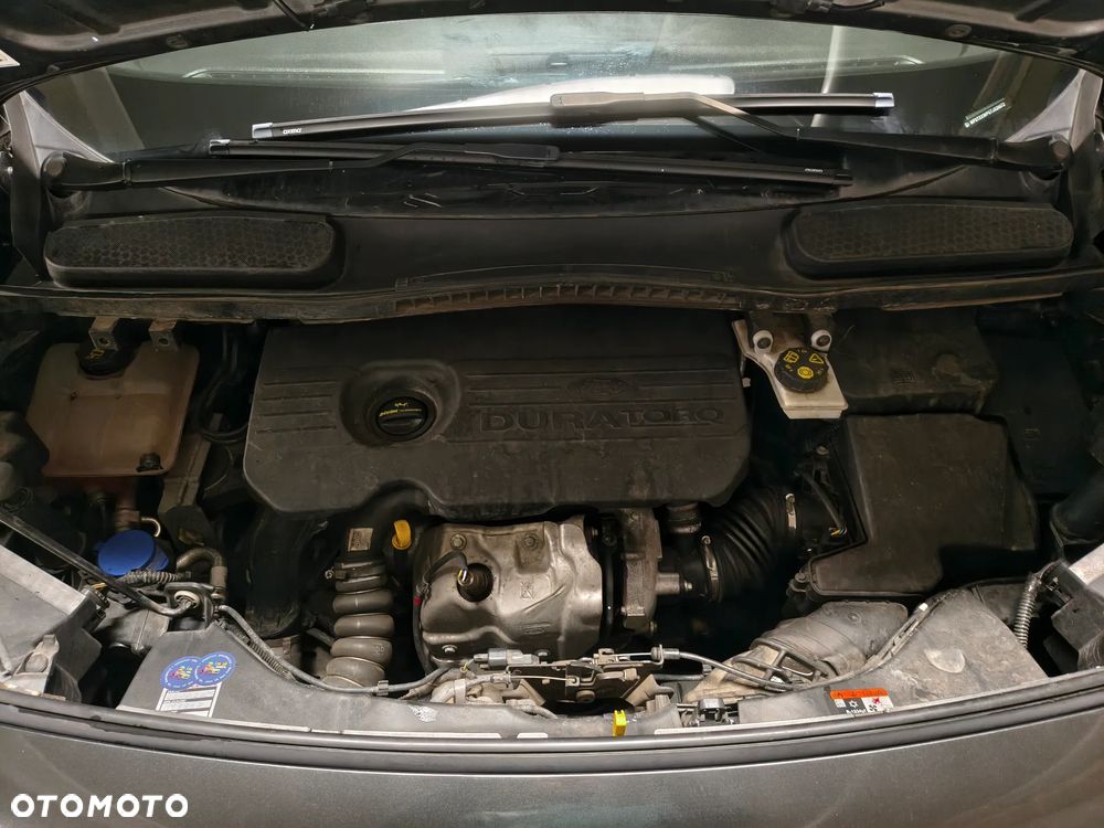 Ford Tourneo Connect - 8