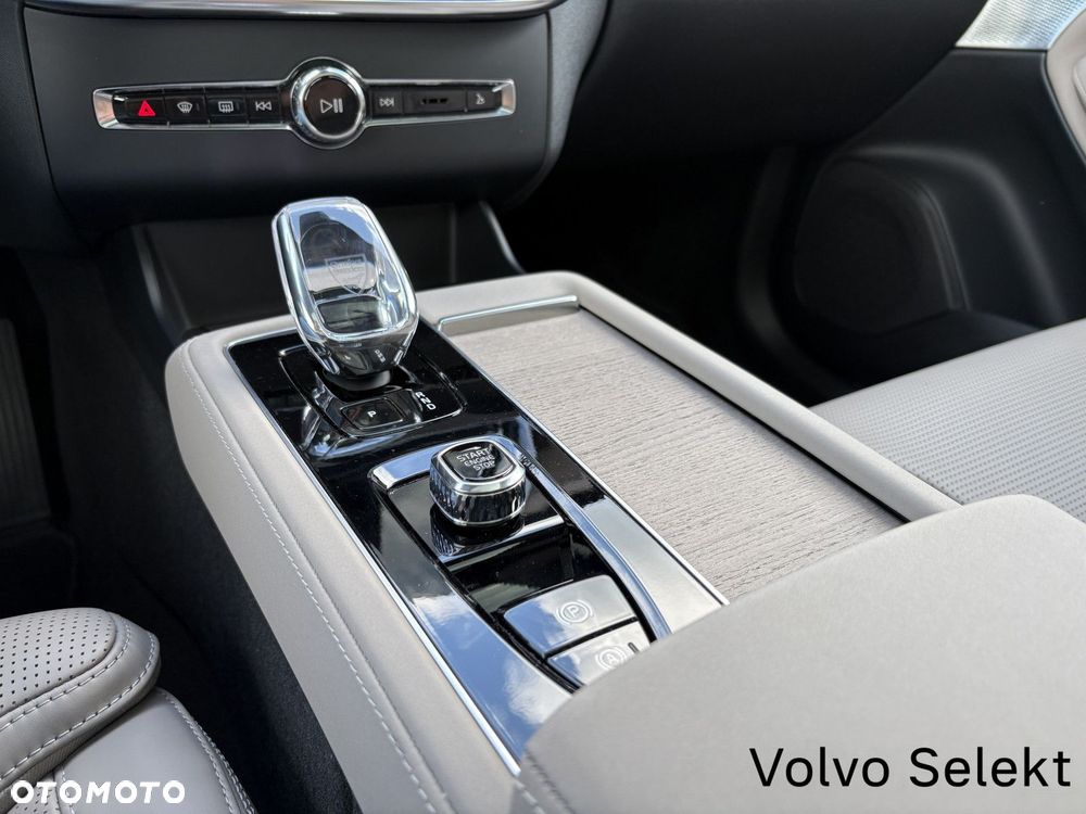 Volvo XC 90 - 18