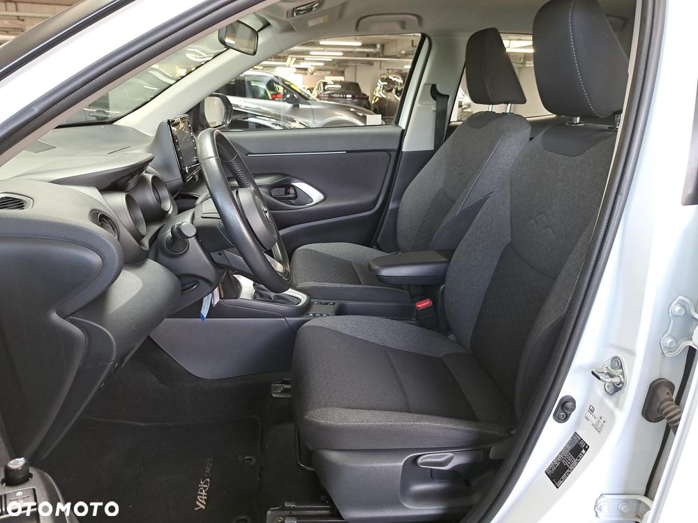 Toyota Yaris Cross Hybrid 1.5 Comfort - 27