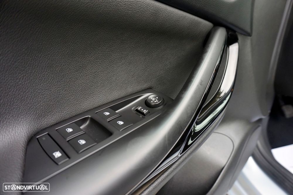 Opel Astra 1.2 Turbo Elegance - 7