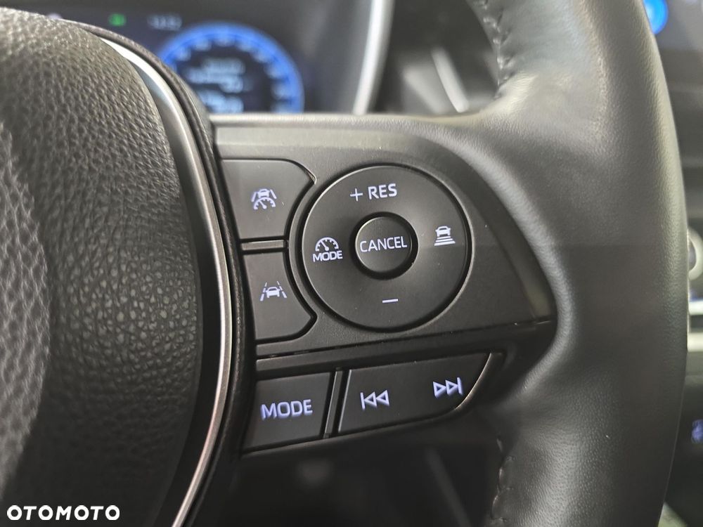 Toyota Corolla Cross - 24