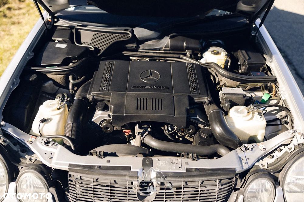 Mercedes-Benz Klasa E - 34