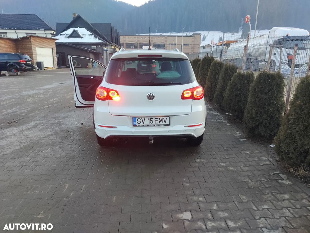 Volkswagen Tiguan - 11