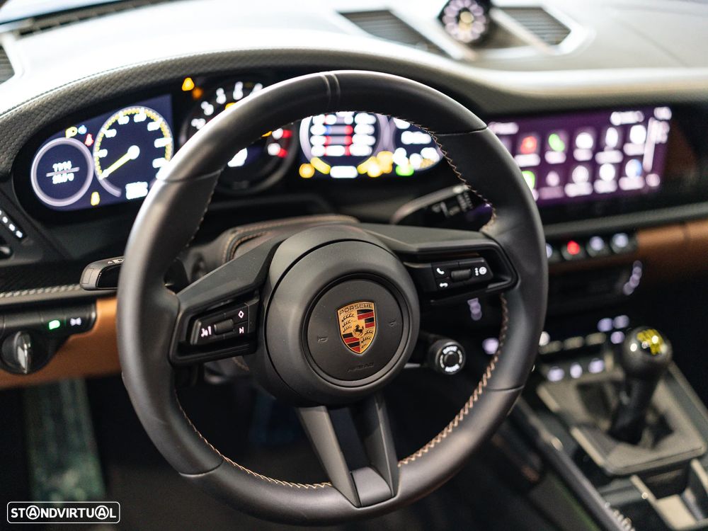 Porsche 911 (992) GT3 Touring Package - 22