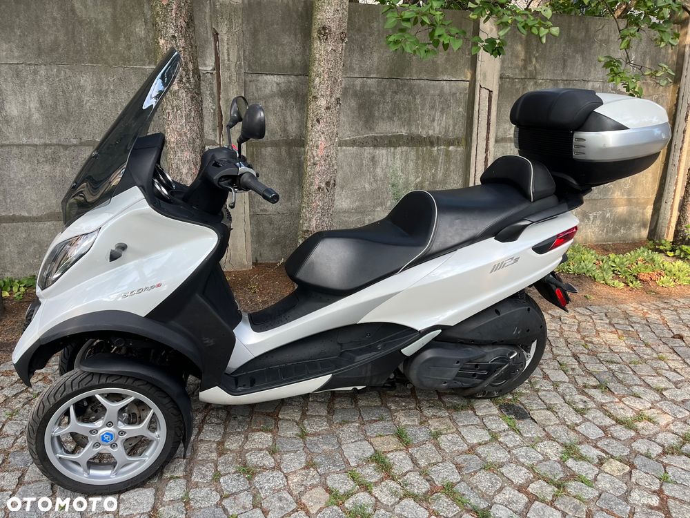 Piaggio MP-3 - 3