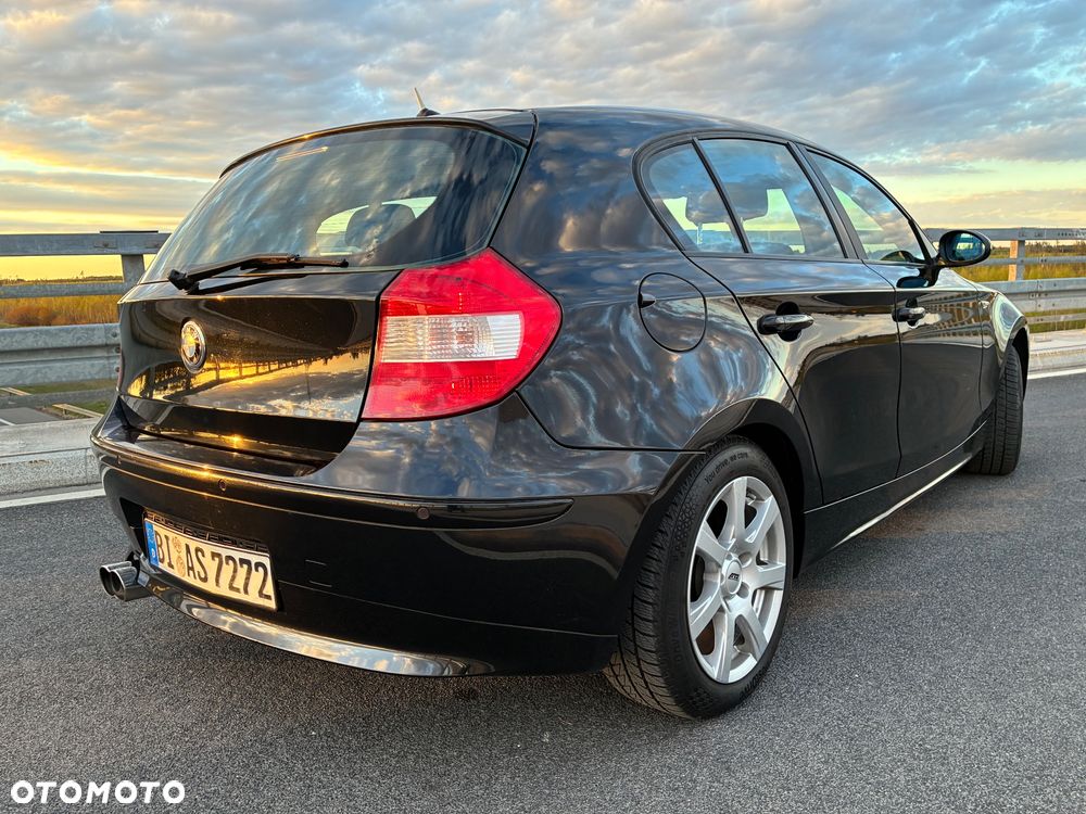 BMW Seria 1 - 21