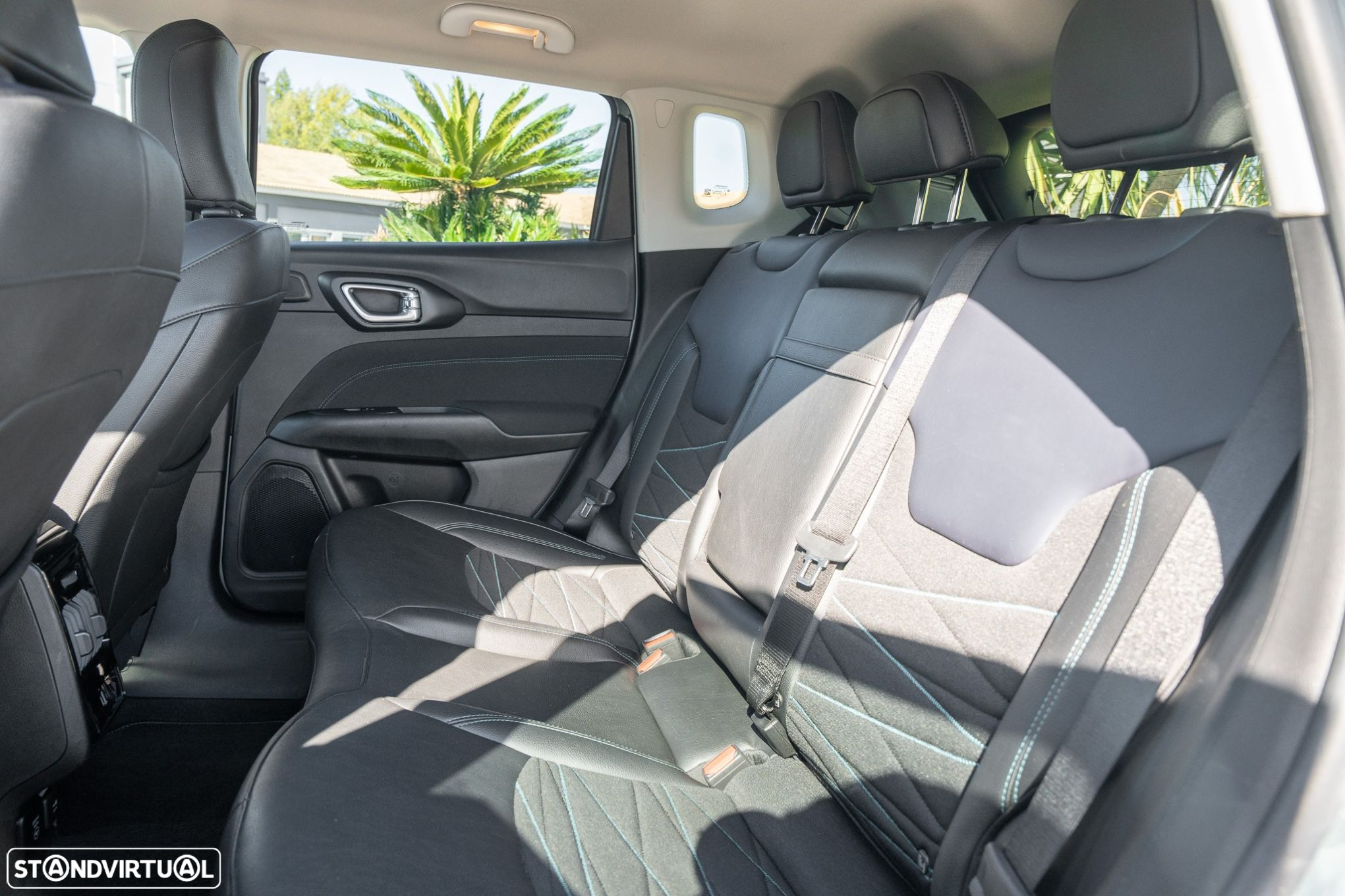 Jeep Compass 1.3 TG 4Xe Upland - 27