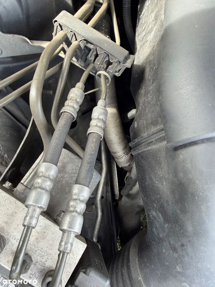 BMW Seria 5 520d - 24