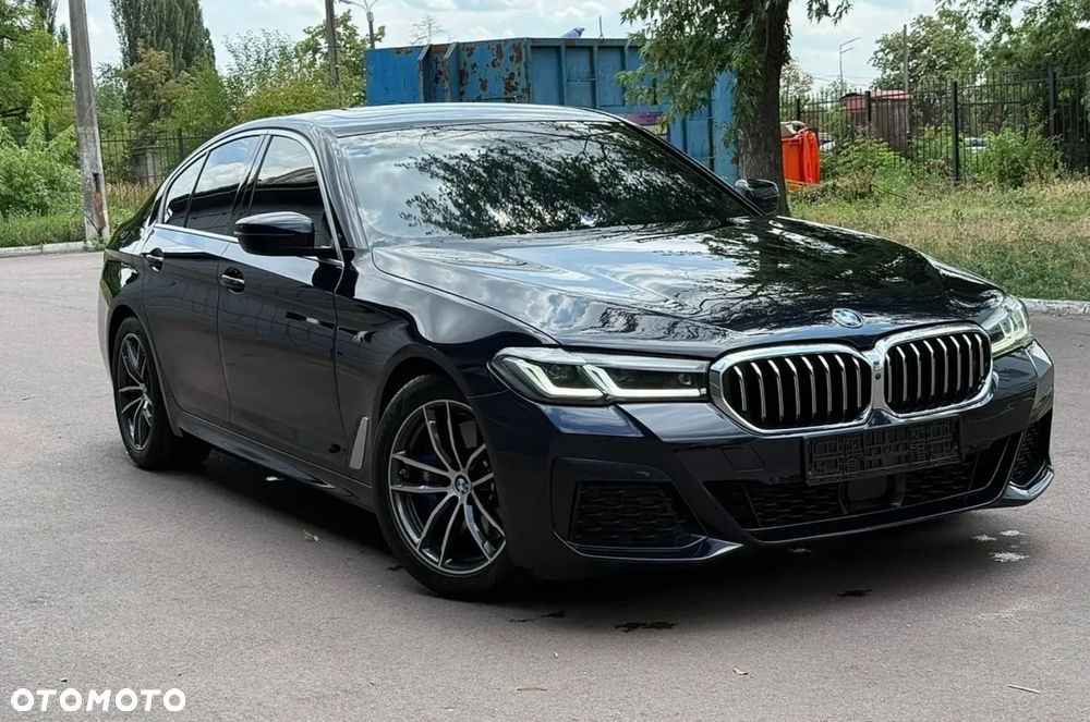 BMW Seria 5 530i xDrive M Sport Edition - 5
