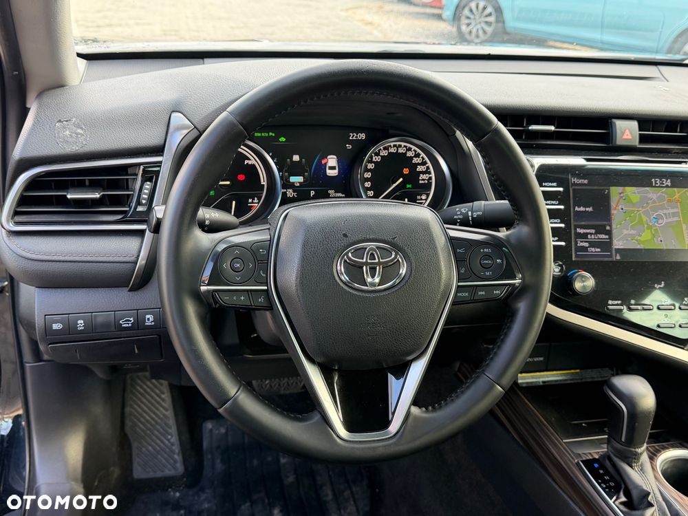 Toyota Camry 2.5 Hybrid Prestige CVT - 21