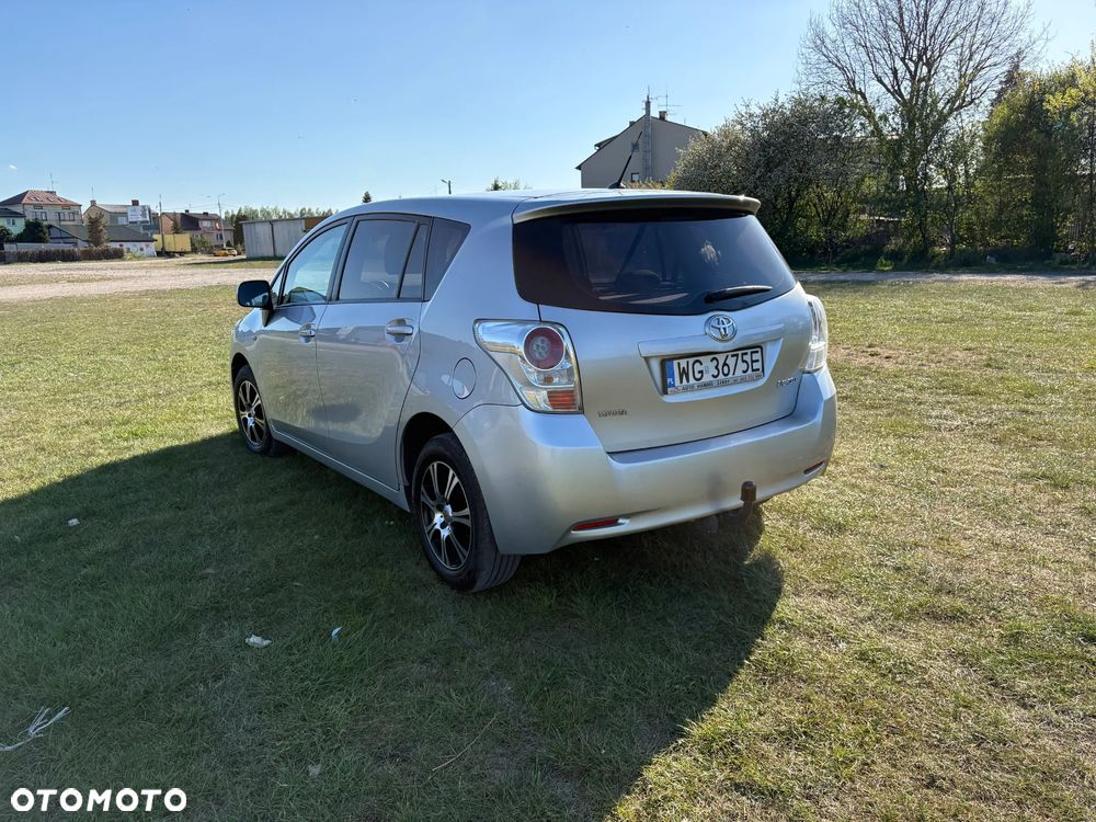 Toyota Verso 1.8 Sol 7os - 7