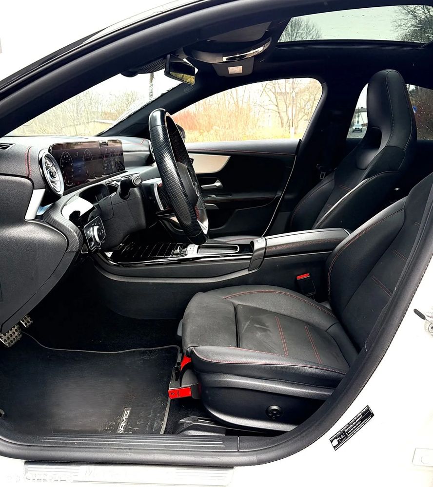 Mercedes-Benz CLA 200 AMG Line 7G-DCT - 14