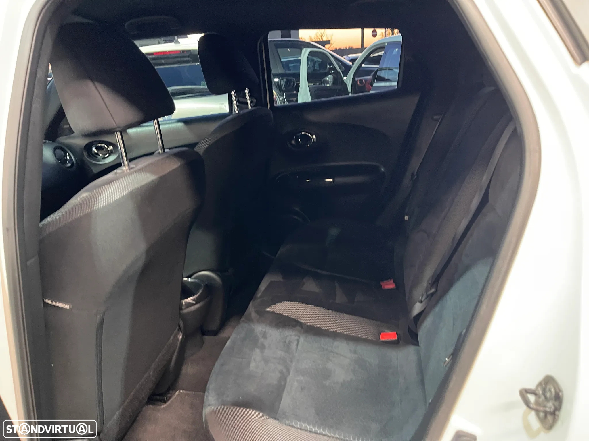 Nissan Juke 1.5 dCi Tekna S P.Ext.1 Red D. - 15