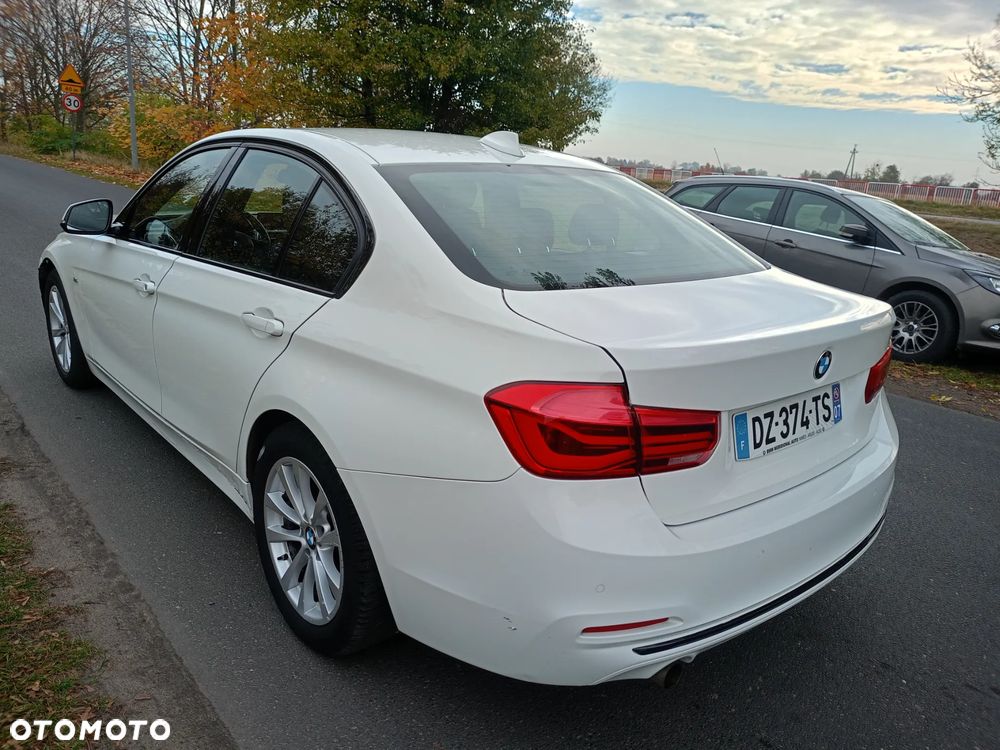 BMW Seria 3 318i Advantage - 3