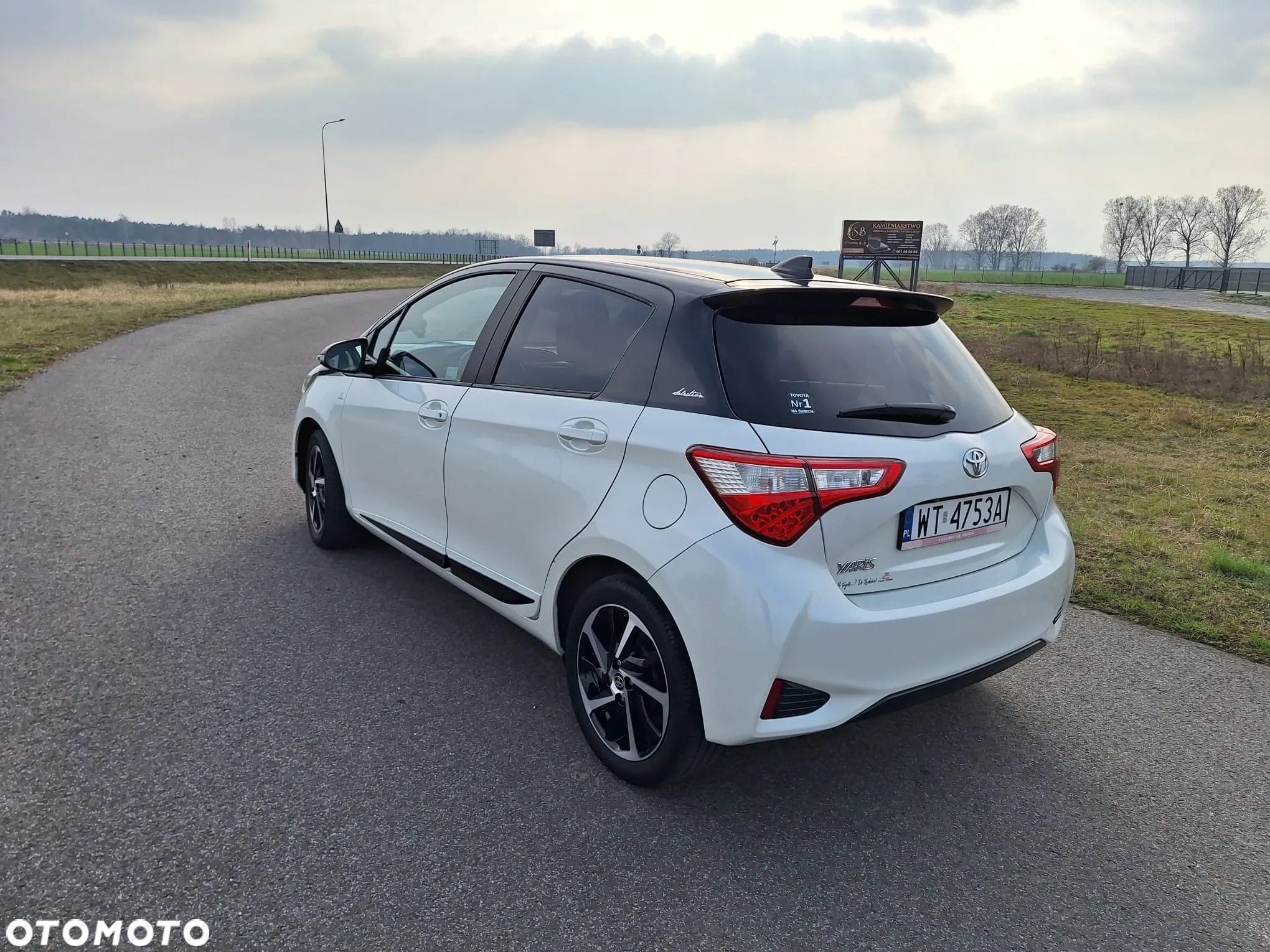 Toyota Yaris 1.5 Selection - 6