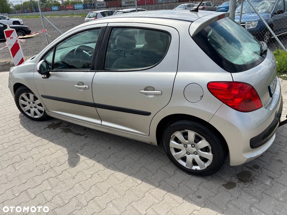 Peugeot 207 1.4 16V Presence - 3