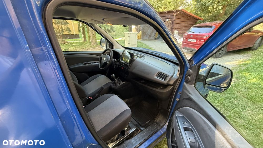 Fiat DOBLO MAX - 11