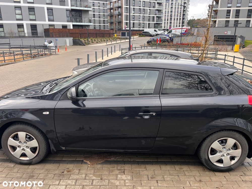 Kia Ceed 1.4 Comfort + - 4