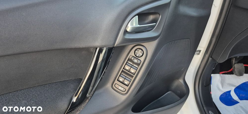 Citroën C3 1.2 PureTech C-Series - 13