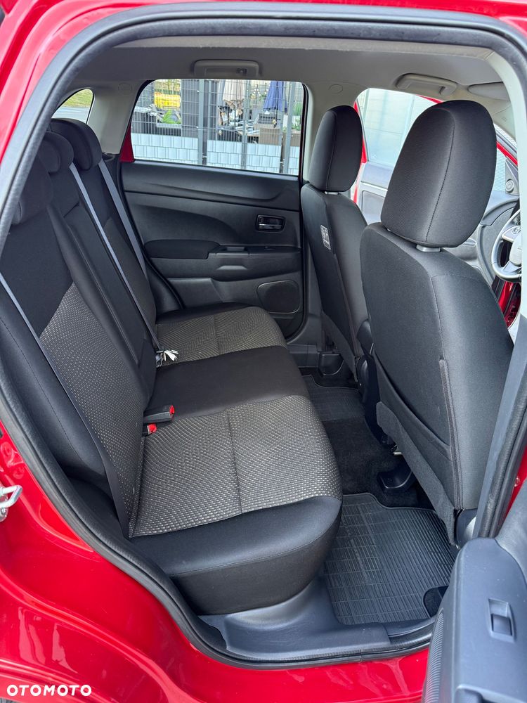 Mitsubishi ASX 1.6 2WD Intro Edition - 16